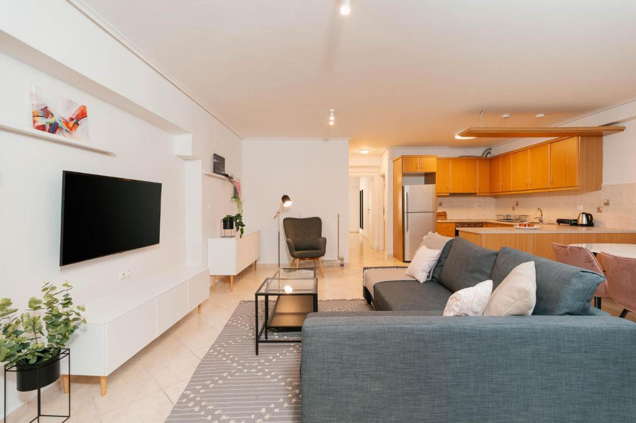 Phaedrus Living: Cozy Flat Koukaki Apartment Athens