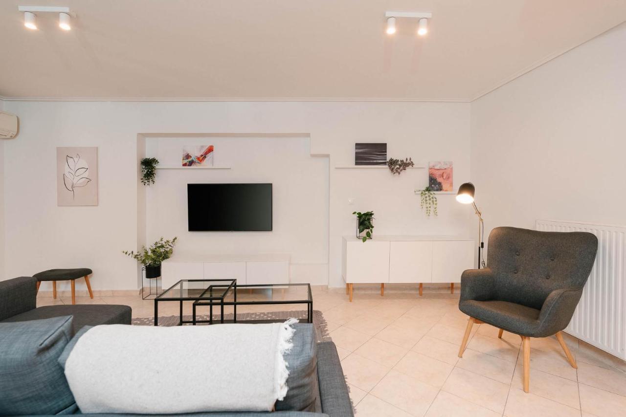 Phaedrus Living: Cozy Flat Koukaki *
