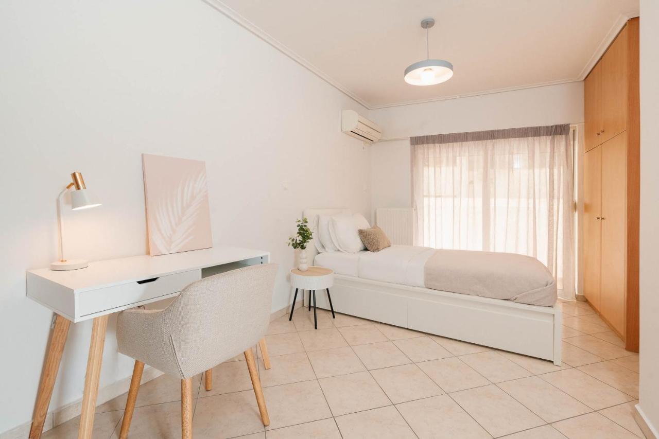 Phaedrus Living: Cozy Flat Koukaki Apartment Athens